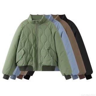 Women's Quilted Bomber Jacket Stand Collar Loose Fit Padded Outwear Casual Winter Warm Zip Up Coat With Pockets For Ladies