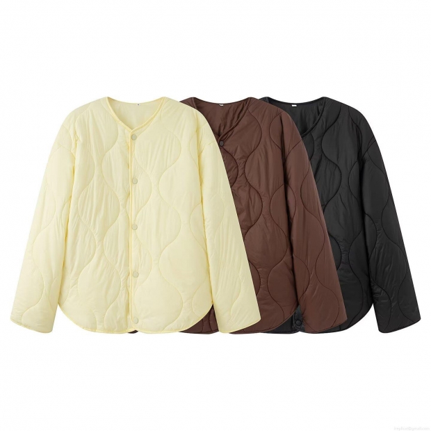 Women's Lightweight Quilted Padded Jacket 100% Polyester Wave Stitching Crew Neck Long Sleeve Coat Fall Winter Casual Vintage Warm Button Top